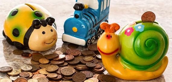 Spardose und Geld